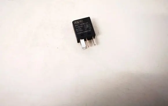 Volvo V50 Other relay 5m5t14b192aa 5m5t-14b192-aa