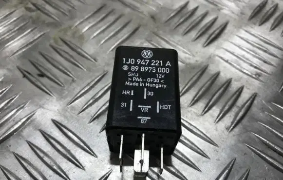 Volkswagen Golf IV Other relay 1j0947221a 898973000