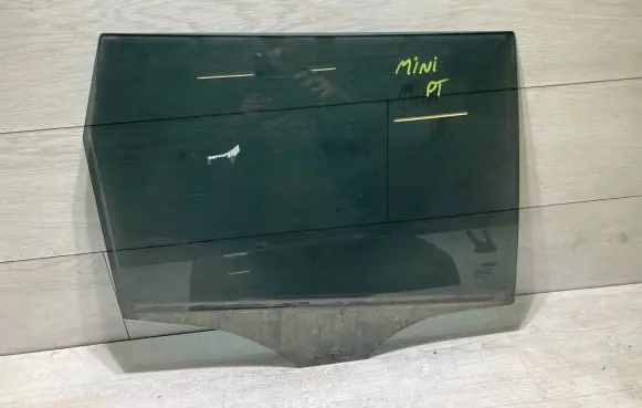 Mini One - Cooper F56 F55 Rear door window glass
