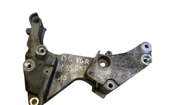 Volkswagen PASSAT B8 Engine mounting bracket 04E199275E