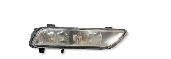 Volkswagen PASSAT B7 Front fog light A047358