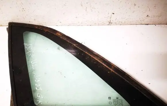 Opel Astra F Rear side window as2