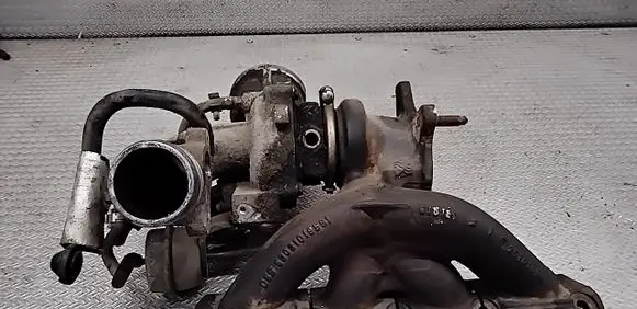 Audi A5 8T 8F Turbo 06H145701L
