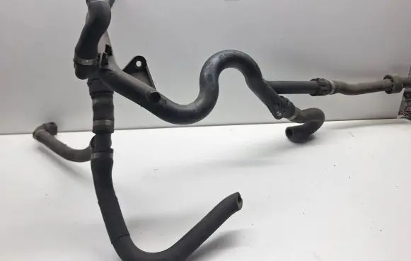 BMW 5 E60 E61 Engine coolant pipe/hose 7780001