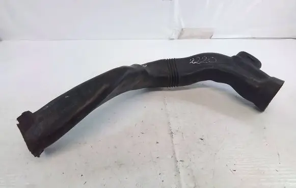 Opel Vectra B Air intake hose/pipe 0734196