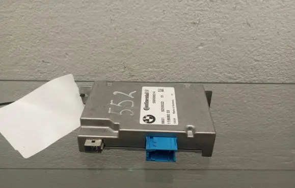 BMW X6 E71 Camera control unit module 9259022 11868033 5WK66014