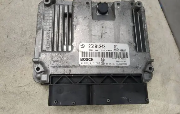 Opel Antara Engine control unit/module 25181343 0281016588 5101510236