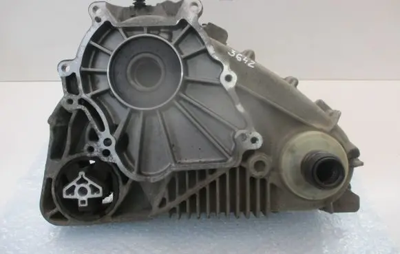 BMW X5 E70 Gearbox transfer box case 7574777 2710757477701 306D3