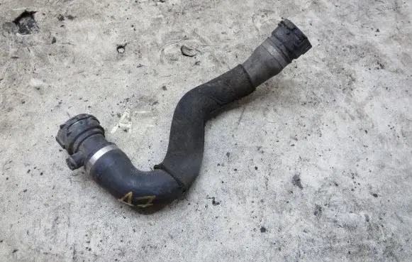 Audi A7 S7 4G Engine coolant pipe/hose