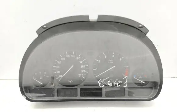 BMW 5 E39 Speedometer (instrument cluster) 62118375669 110008735 8375669