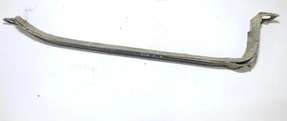 Fuel tank mounting bracket