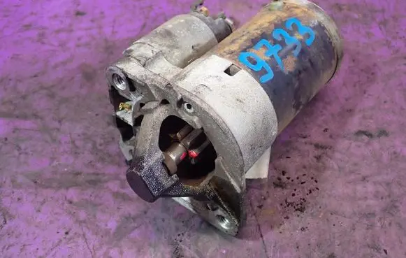 Dacia Logan I Starter motor 
