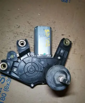 Honda Civic Front wiper linkage and motor 53016412