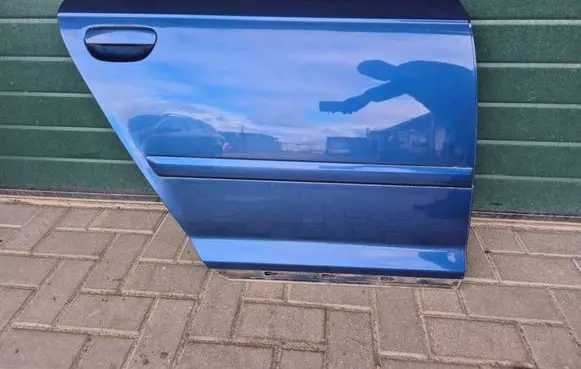 Audi A3 S3 8P Rear door LZ5C
