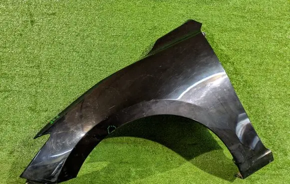 Mazda 3 III Fender 