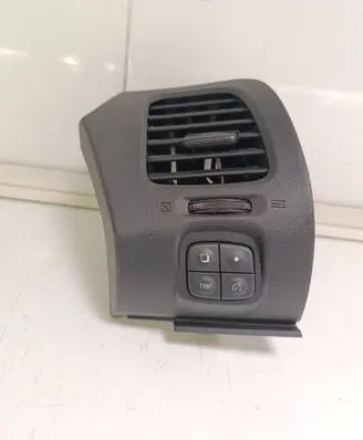 Nissan Leaf I (ZE0) Dashboard side air vent grill/cover trim 687613NL0A 687613NL0B