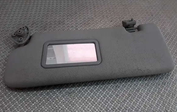 SsangYong Kyron Sun visor