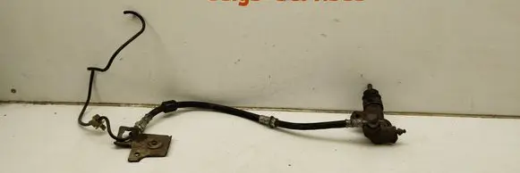 Subaru Forester SF Clutch slave cylinder 