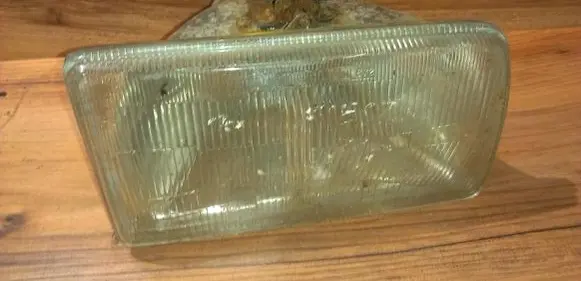 Ford Fiesta Headlight/headlamp
