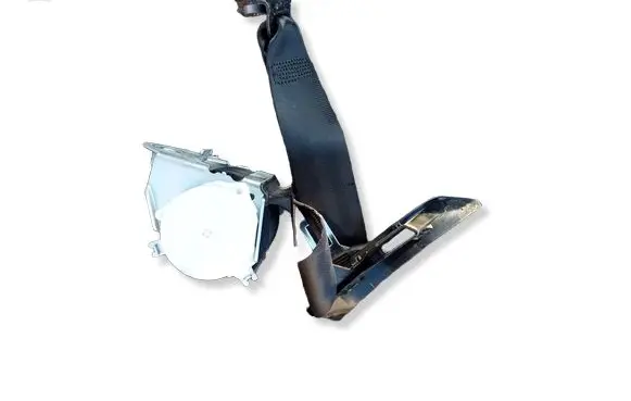 Volkswagen PASSAT B6 Rear seatbelt 3C5857806K