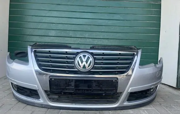 Volkswagen PASSAT B6 Front bumper LA7W