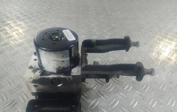 Chrysler 300 - 300C ABS Pump 00009385C600