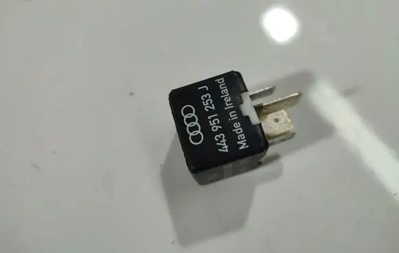 Toyota Avensis Verso Other relay 899511000