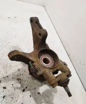 Hyundai Tucson JM Front wheel hub spindle knuckle