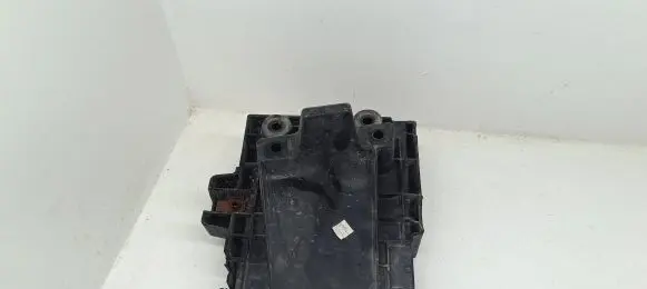 Dodge Caliber Battery tray 05115730AB 37983A