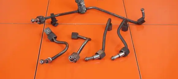 Iveco Massif Fuel injector supply line/pipe F1CE0481F