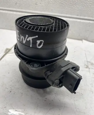 KIA Sorento Mass air flow meter 0281002554