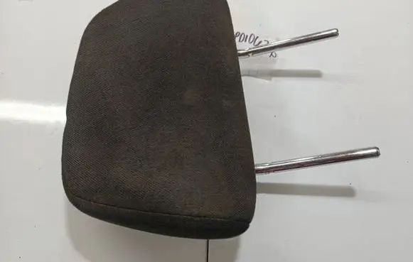 Opel Astra H Front seat headrest 