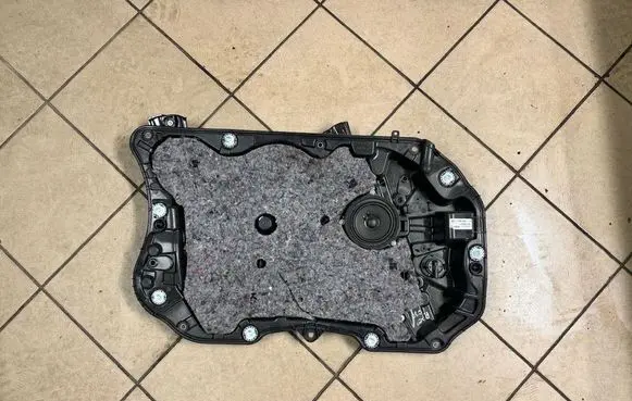 Front door window regulator with motor