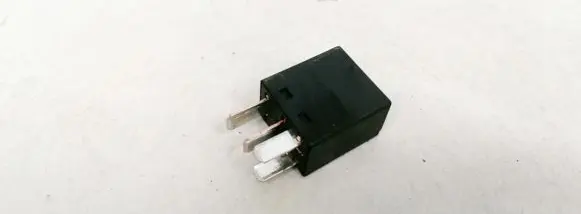 Ford Mondeo Mk III Other relay 2W9314B192BA