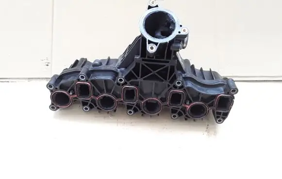 Skoda Superb B6 (3T) Intake manifold B32911
