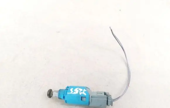 Renault Scenic II - Grand scenic II Brake pedal sensor switch CP100 CP-100