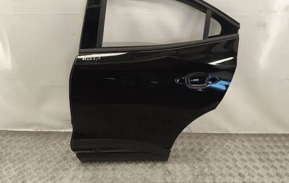 Opel Mokka B Rear door