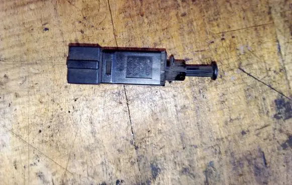 Audi A2 Brake pedal sensor switch 927189D