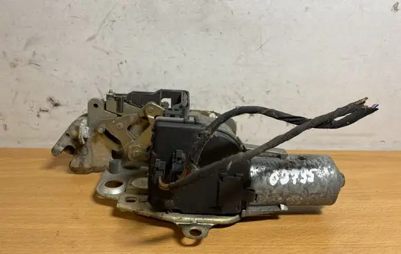 Mercedes-Benz E W210 Tailgate/trunk/boot lock/catch/latch A2107400536 C2735