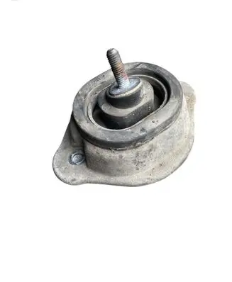 Engine mount bracket