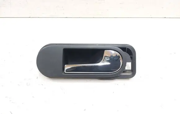 Volkswagen Golf Plus Rear door interior handle 5M0837198 CZVG5