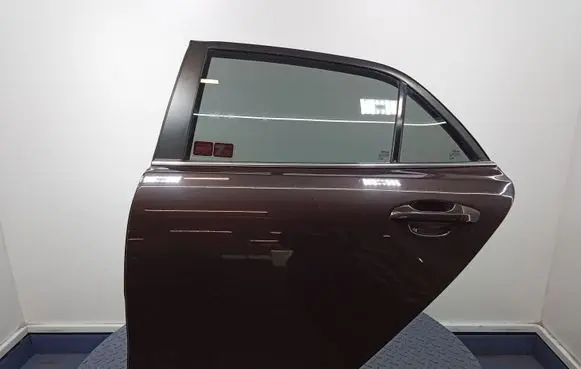 KIA Rio Rear door