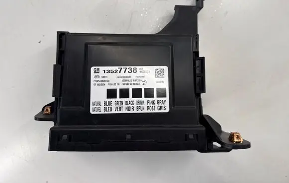 Chevrolet Camaro Central body control module 13527738