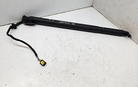 KIA Sportage Tailgate/trunk strut/damper 81770D9100