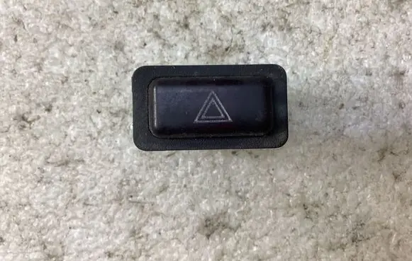 BMW 3 E30 Hazard light switch 1375519 S304M1
