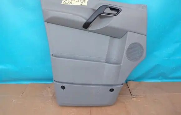 Mercedes-Benz Sprinter W906 Front door card panel trim QA048