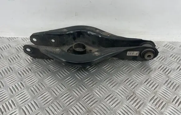 BMW 3 G20 G21 Rear upper control arm/wishbone 6886448