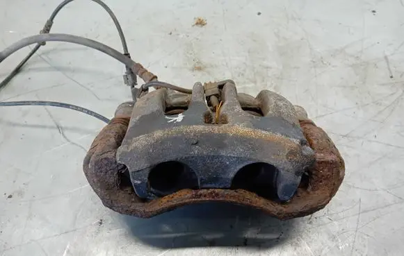 Volkswagen Crafter Front brake caliper
