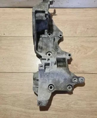 Generator/alternator bracket