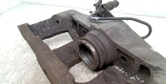 Audi A6 Allroad C5 Front brake caliper 974